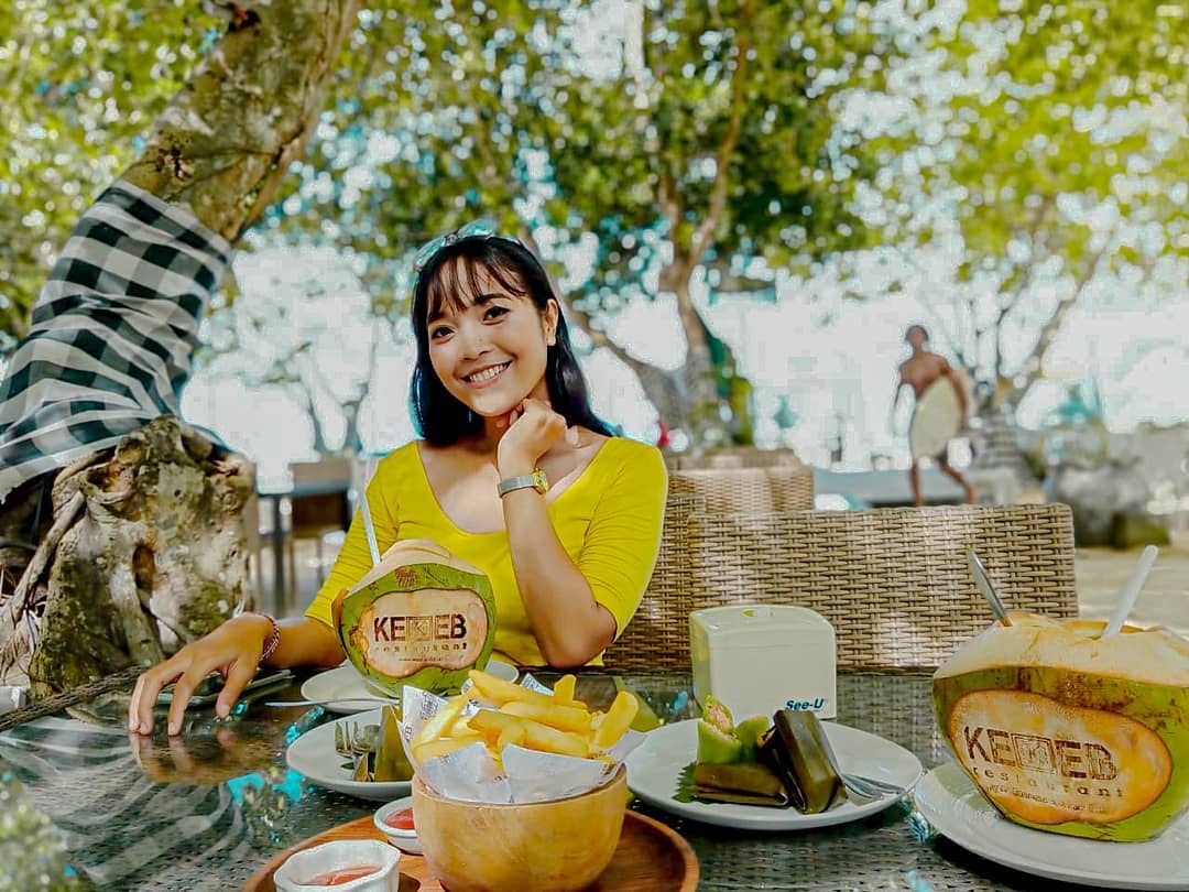 10 Rekomendasi Daftar Tempat Makan Enak di Kuta Bali dan Adakah Restoran Yang Halal? 8