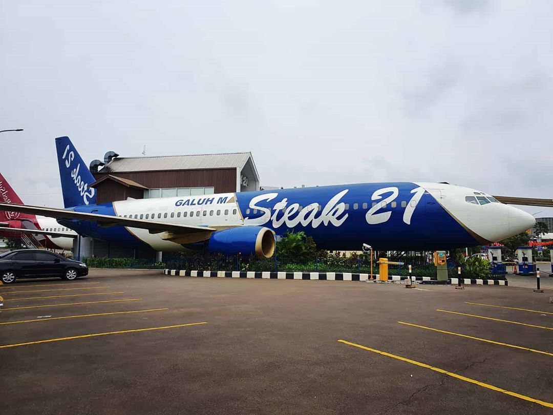 10 Daftar Rekomendasi Nama Tempat Makan di Karawang Untuk Keluarga Yang Lagi Hits 8 10 Daftar Rekomendasi Nama Tempat Makan di Karawang Untuk Keluarga Yang Lagi Hits 8