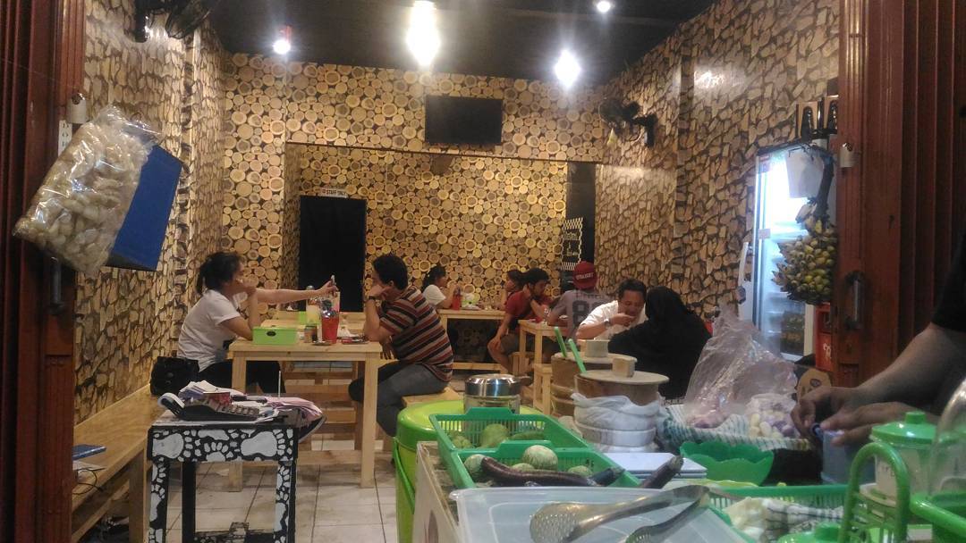 10 Rekomendasi Tempat Makan Enak di Margonda Bisa Untuk Keluarga Yang Wajib Disinggahi 8