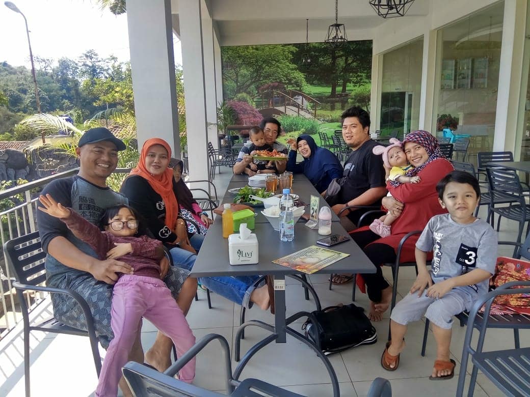 10 Rekomendasi Tempat Makan Kekinian di Wilayah Tasikmalaya Yang Murah dan Lagi Hits 9 10 Rekomendasi Tempat Makan Kekinian di Wilayah Tasikmalaya Yang Murah dan Lagi Hits 9