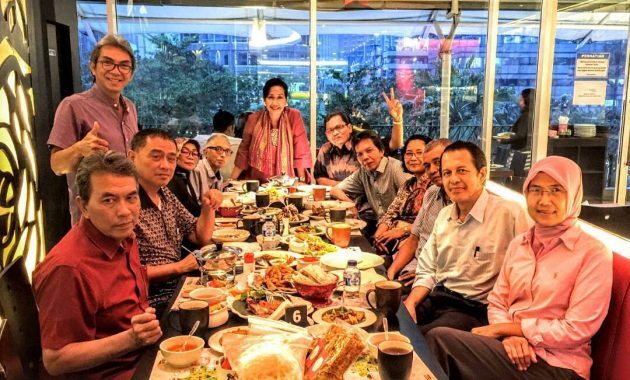 10 Daftar Tempat Makan Enak di fX Sudirman Jakarta dan Adakah Restoran Korea Atau Jepang? 9