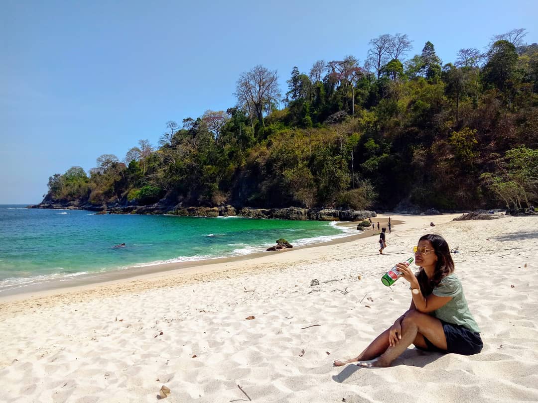 Wisata Teluk Ijo 3 Wisata Teluk Ijo 3