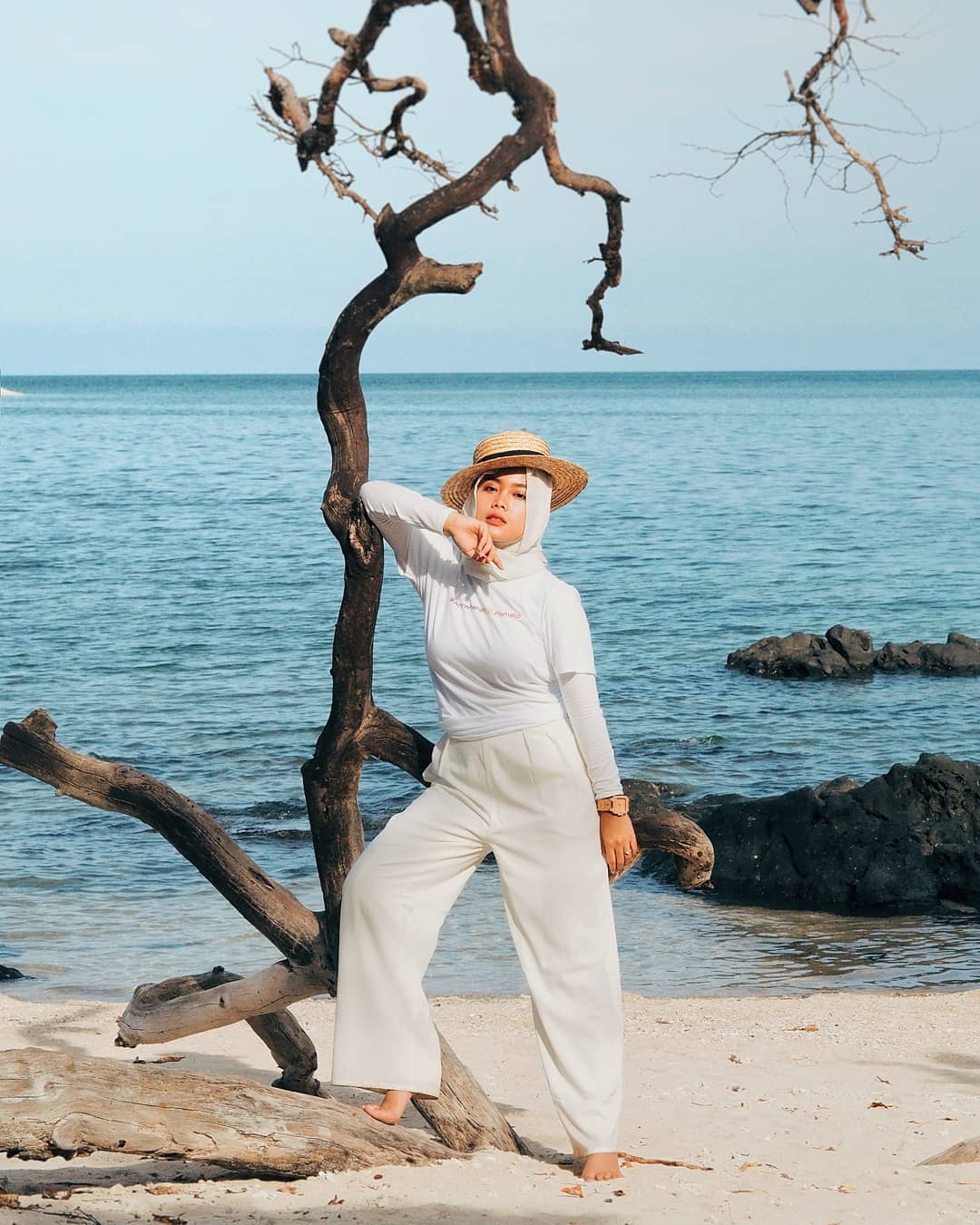 Wisata Teluk Ijo 6 Wisata Teluk Ijo 6