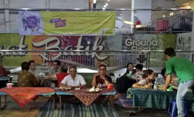 10 Tempat Makan di Daerah Blok M Jakarta Selatan Yang Murah dan Adakah Buka 24 Jam? 5 Tempat makan di blok m restoran plaza square jakarta daerah selatan lowongan kerja jepang yang murah pasar raya arab ah ayam baru korea halal indonesia 24 jam keluarga mall makanan little tokyo loker marufuku manado restaurant mewah padang terbaru space ada babi es krim rumah enak gultik instagramable sederhana kawasan kepiting lesehan legendaris melawai recommended terdekat