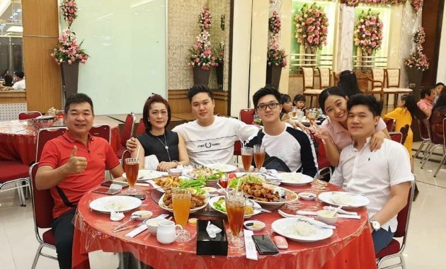 10 Tempat Makan di Pontianak Yang Bagus Bisa Untuk Keluarga dan Apakah Ada Playground? 6 Tempat makan di pontianak restoran yang bagus dan murah enak rumah ahau alila hits halal jakarta mega mall palangkaraya padang rio zakaria ada playground instagramable 24 jam unik ayani asik asyik annisa amboyo sederhana ayong bandara barat kota baru imam bonjol bakso babi cantik cahayu chinese cina ice cream durian dimsum daftar dessert etek eyang es krim seafood favorit favorite grill gajah mada makanan hawaii non ikan iin bakar sungai jawi khas masakan jepang jalan veteran sumatera merdeka kakap lesehan nkri nenek purnama pancasila perdana populer pagi periuk pengkang rekomendasi romantis recommended rekomen ramen referensi siantan serdam sunter