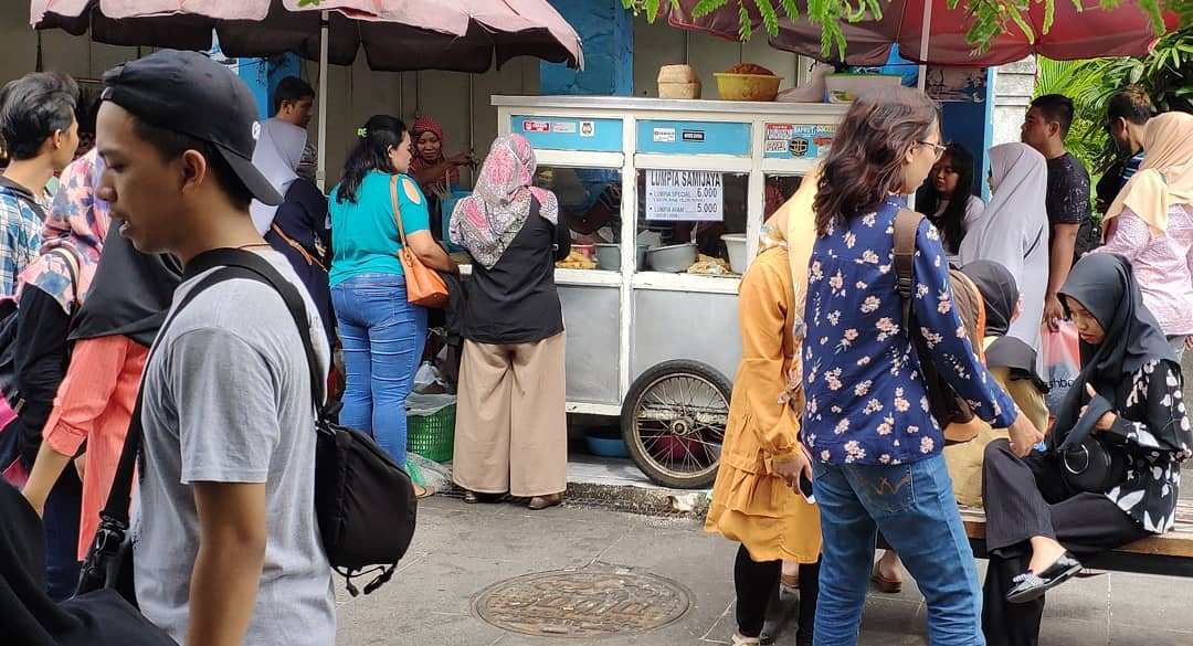 Lumpia Samijaya Malioboro, Street Food Legendaris Dari Kota Jogja 8