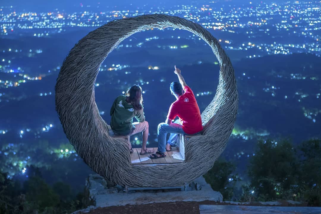 10 Rekomendasi Wisata Gunung di Daerah Jogja Yang Punya Panorama Epic Bikin Kalian Lupa Pulang 3