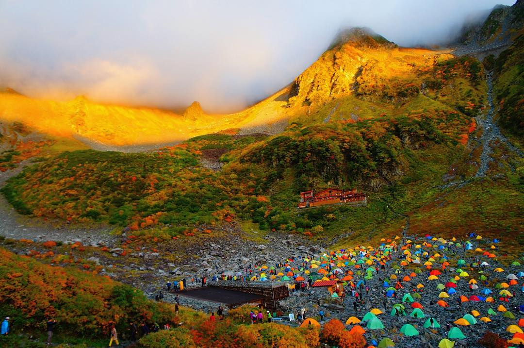 10 Daftar Pilihan Gunung Tertinggi di Jepang Yang Memiliki Keindahan Menakjubkan, Wajib Pendaki Kunjungi 3 10 Daftar Pilihan Gunung Tertinggi di Jepang Yang Memiliki Keindahan Menakjubkan, Wajib Pendaki Kunjungi 3