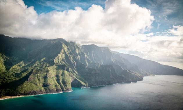 Tak Hanya Pantai, Hawaii Juga Punya 10 Rekomendasi Gunung Dengan Pemandangan Yang Epic 10