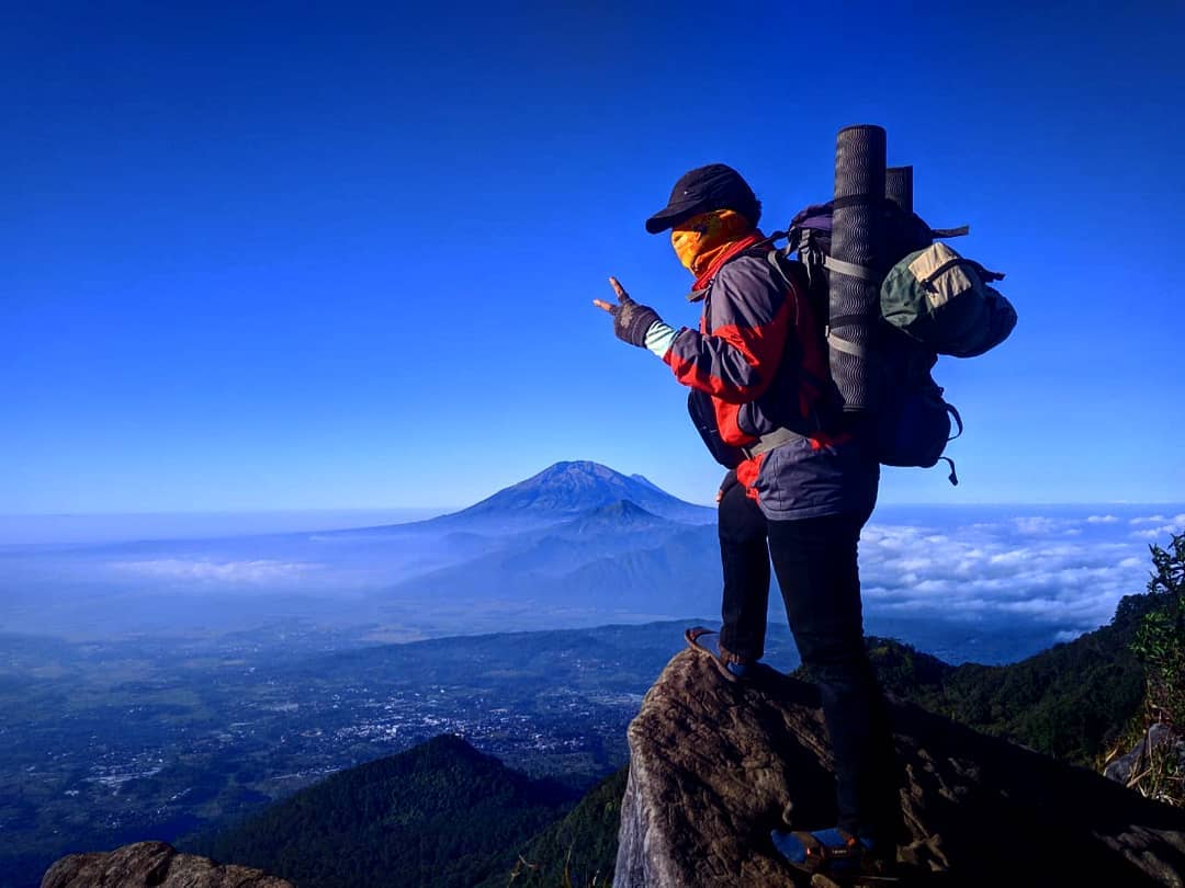 10 Rekomendasi Gunung di Daerah Jawa Tengah Yang Cocok Para Pecinta Alam Kunjungi 10