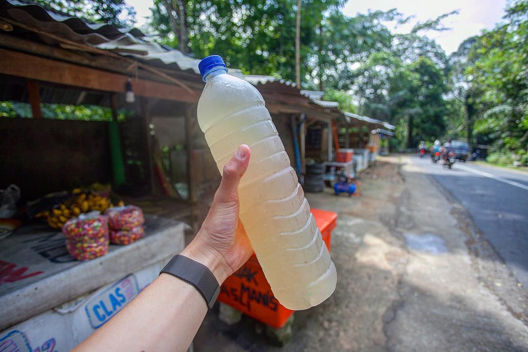 Minuman khas lombok timur ntb daerah resep tradisional tengah adalah keras alkohol brem atau barat beralkohol contoh kuliner macam tuak pulau serbat segar