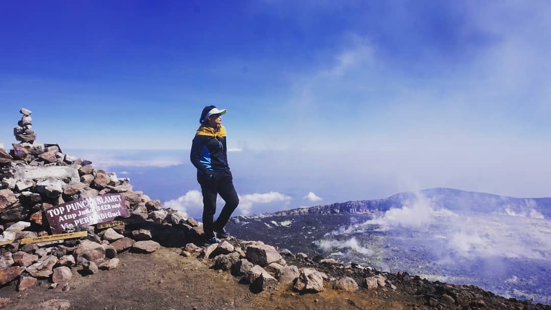 10 Rekomendasi Gunung di Daerah Jawa Tengah Yang Cocok Para Pecinta Alam Kunjungi 1