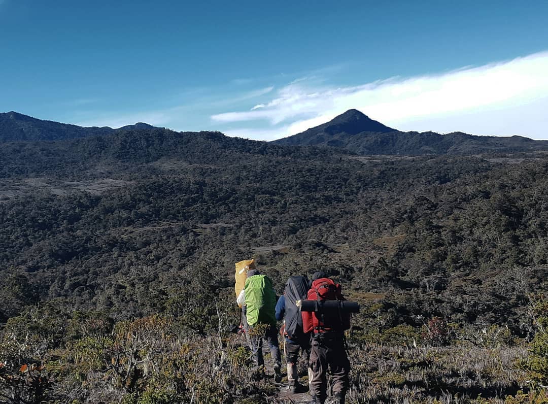 10 Rekomendasi Deretan Gunung di Daerah Sumatera Yang Cocok Buat Spot Pendakian Para Pecinta Alam 2