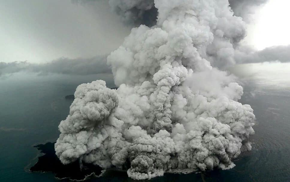 10 Daftar Pilihan Gunung Aktif Yang Sering Meletus di Negara Indonesia, Wajib Untuk Kalian Ketahui 2 10 Daftar Pilihan Gunung Aktif Yang Sering Meletus di Negara Indonesia, Wajib Untuk Kalian Ketahui 2