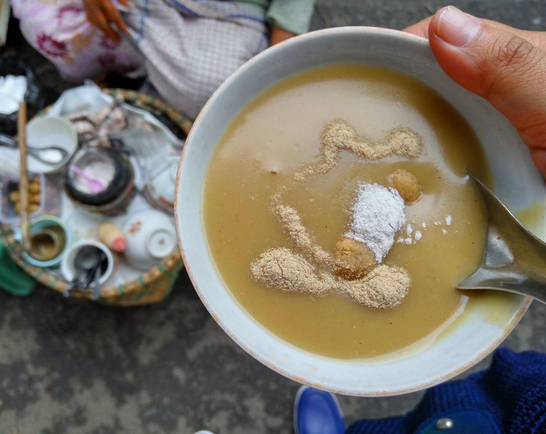 10 Rekomendasi Minuman Khas Daerah Semarang Yang Unik dan Menyegarkan Ini Wajib Kamu Cicipi 1 Minuman khas semarang congyang dan es hangat beralkohol daerah tradisional dari macam resep unik