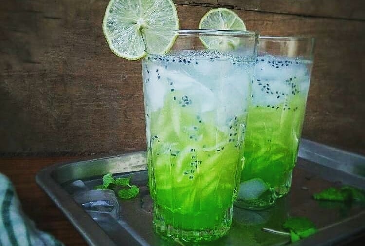 10 Rekomendasi Ragam Minuman Khas Bali Yang Wajib Kamu Cicipi Untuk Melepas Dahaga 1 10 Rekomendasi Ragam Minuman Khas Bali Yang Wajib Kamu Cicipi Untuk Melepas Dahaga 1