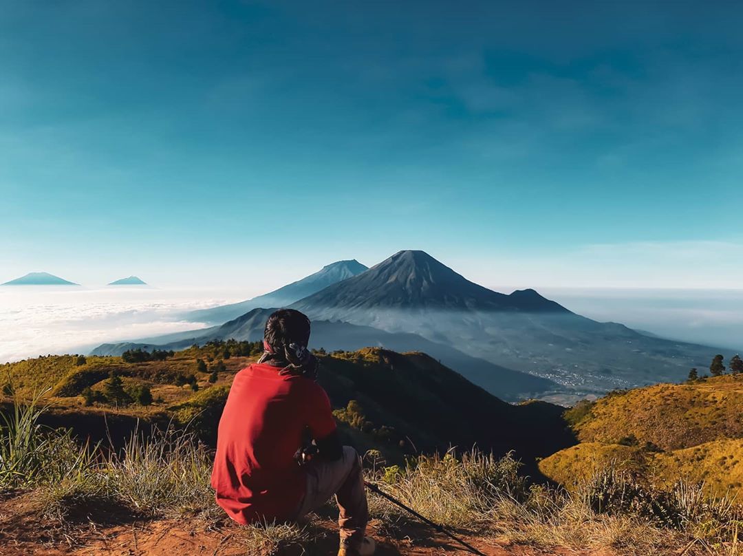 10 Daftar Pilihan Gunung Dengan Pemandangan Terindah di Negara Indonesia Wajib Pecinta Alam Kunjungi 3