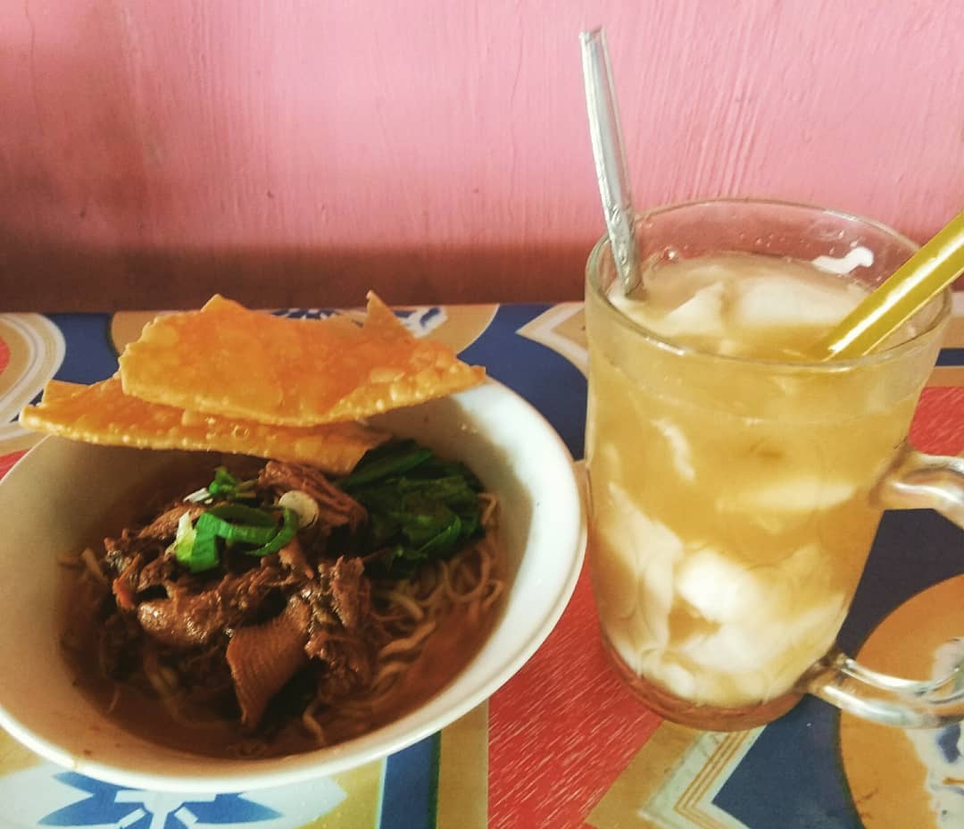 10 Rekomendasi Ragam Minuman Khas Bali Yang Wajib Kamu Cicipi Untuk Melepas Dahaga 3 10 Rekomendasi Ragam Minuman Khas Bali Yang Wajib Kamu Cicipi Untuk Melepas Dahaga 3