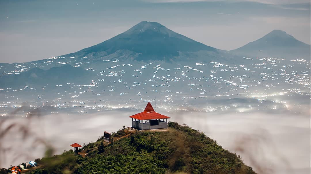10 Rekomendasi Gunung di Daerah Jawa Tengah Yang Cocok Para Pecinta Alam Kunjungi 4