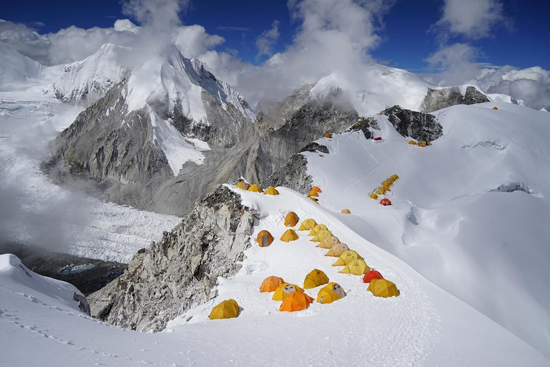 Bukan Hanya Everest, Ini 10 Rekomendasi Gunung Tertinggi di Dunia Yang Sangat Cantik 7