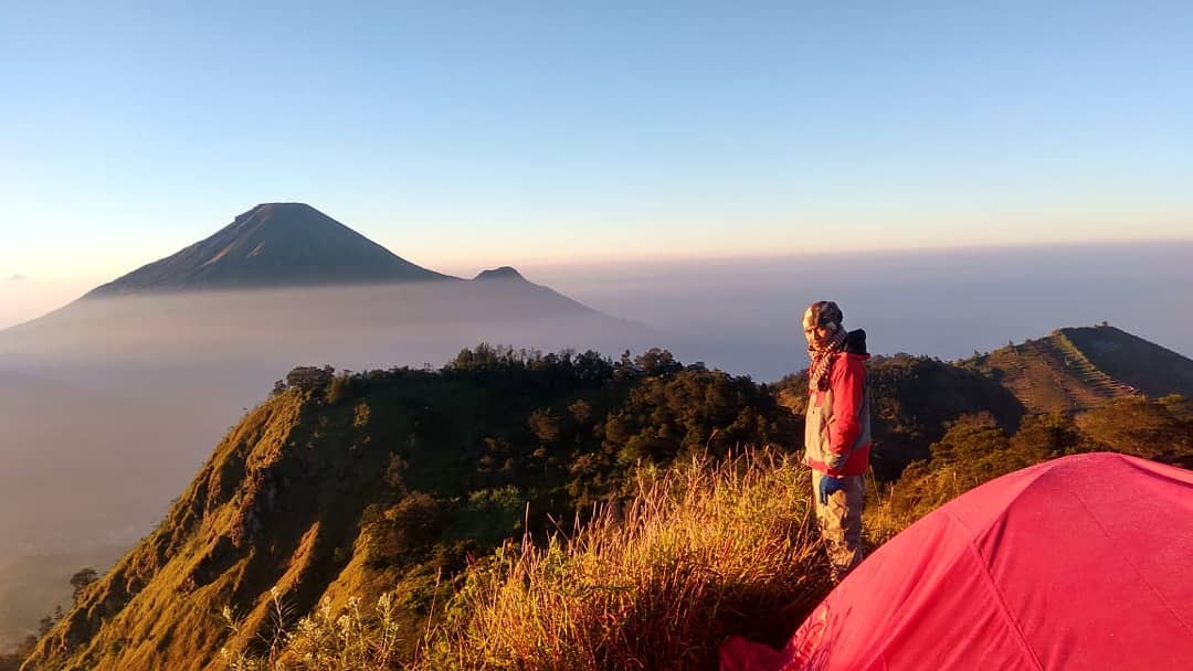 10 Referensi Objek Wisata Gunung di Daerah Wonosobo Yang Punya Pesona Luar Biasa 7