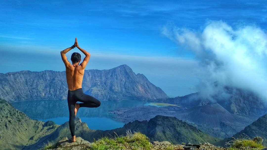 10 Referensi Gunung di Daerah Lombok Yang Menyajikan Panorama Epic Bikin Kalian Betah dan Lupa Pulang 7