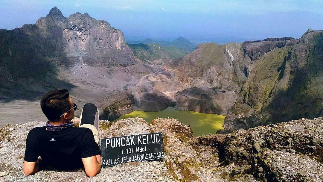 10 Rekomendasi Gunung Yang Bisa Didaki dan Memiliki Keindahan Luar Biasa Daerah Malang 7 10 Rekomendasi Gunung Yang Bisa Didaki dan Memiliki Keindahan Luar Biasa Daerah Malang 7