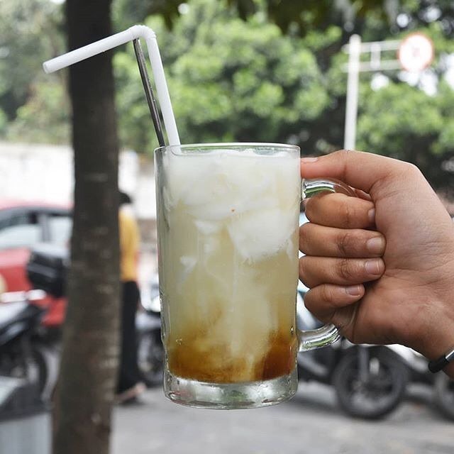 10 Rekomendasi Minuman Khas Daerah Semarang Yang Unik dan Menyegarkan Ini Wajib Kamu Cicipi 7 10 Rekomendasi Minuman Khas Daerah Semarang Yang Unik dan Menyegarkan Ini Wajib Kamu Cicipi 6