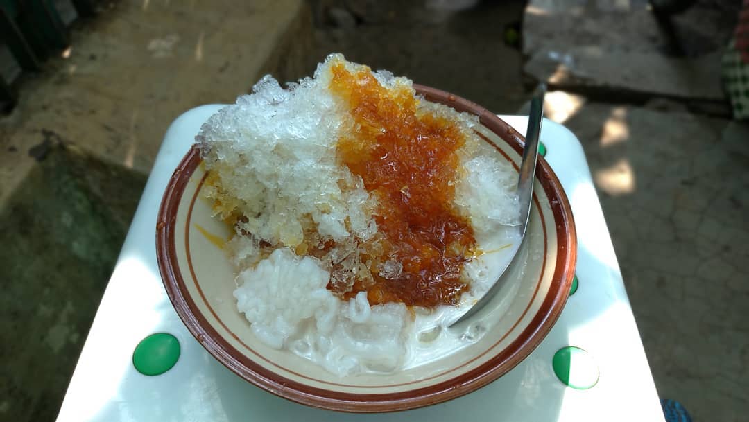 10 Rekomendasi Minuman Khas Daerah Semarang Yang Unik dan Menyegarkan Ini Wajib Kamu Cicipi 8 10 Rekomendasi Minuman Khas Daerah Semarang Yang Unik dan Menyegarkan Ini Wajib Kamu Cicipi 7
