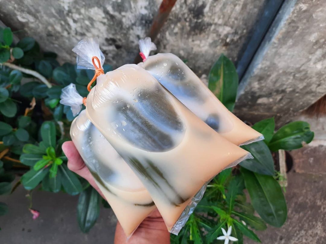 Jangan Lupa Cobain 10 Rekomendasi Minuman Khas Sunda Yang Lezat Ini Untuk Melepas Dahaga 8 Jangan Lupa Cobain 10 Rekomendasi Minuman Khas Sunda Yang Lezat Ini Untuk Melepas Dahaga 8