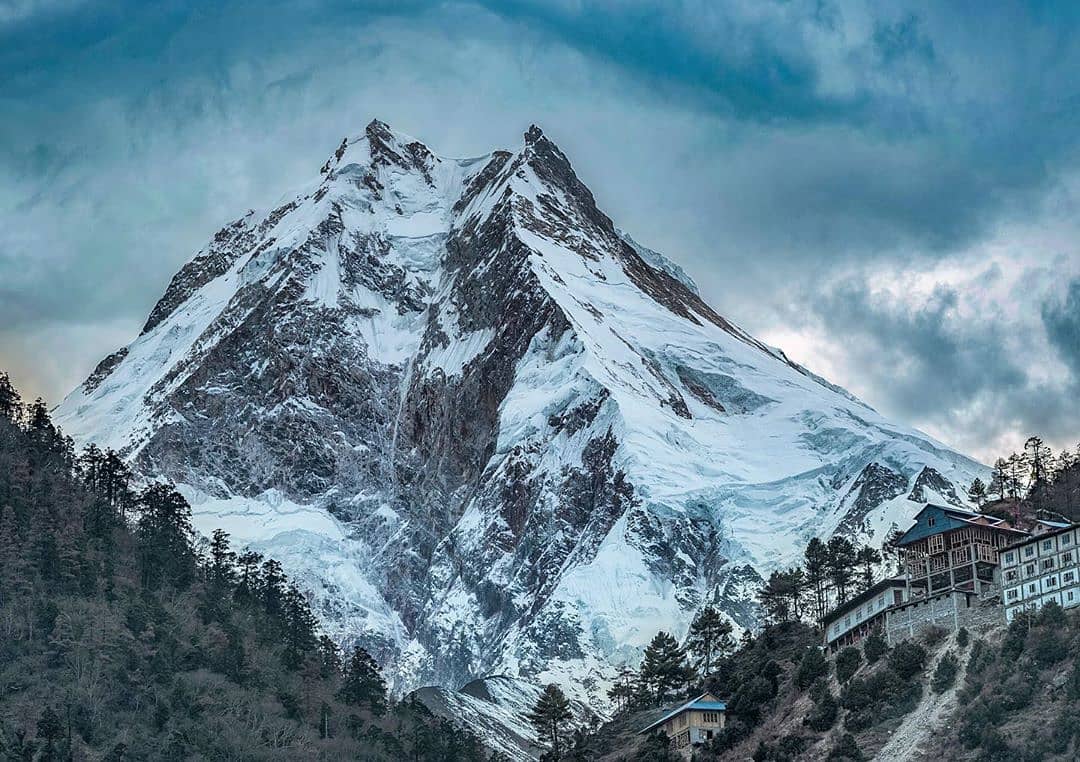 Bukan Hanya Everest, Ini 10 Rekomendasi Gunung Tertinggi di Dunia Yang Sangat Cantik 9