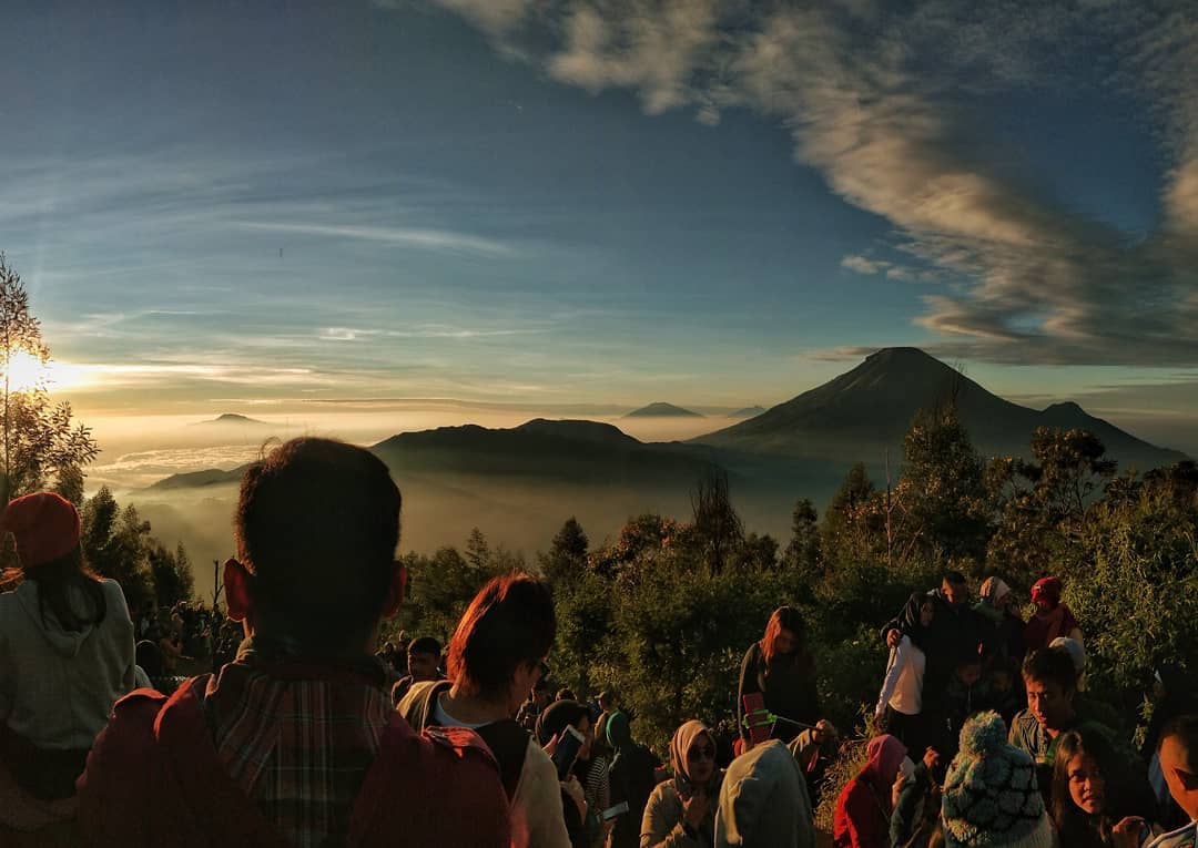 10 Referensi Objek Wisata Gunung di Daerah Wonosobo Yang Punya Pesona Luar Biasa 9