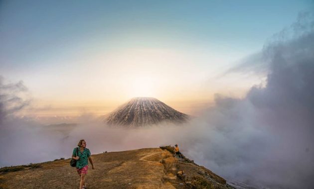 Mau Mendaki di Daerah Pulau Jawa, Ini Dia 10 Referensi Gunung Terbaik Untuk Kalian Kunjungi 5