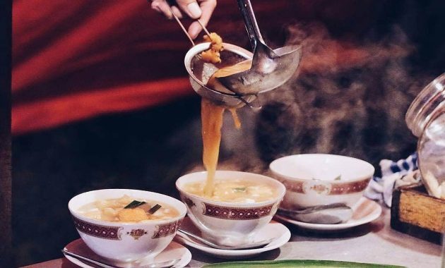 Lepas Dahagamu Dengan 10 Rekomendasi Minuman Khas Yogyakarta Ini, Wajib Untuk Dicicipi Ya! 3 Lepas Dahagamu Dengan 10 Rekomendasi Minuman Khas Yogyakarta Ini, Wajib Untuk Dicicipi Ya! 3