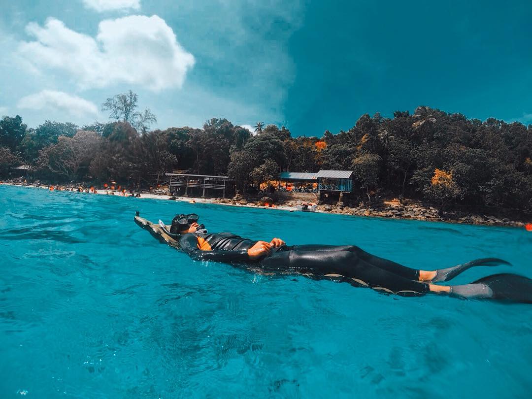 10 Rekomendasi Pulau Terindah di Negara Indonesia Yang Keindahannya Bagaikan Surga, Wajib Kalian Kunjungi! 1