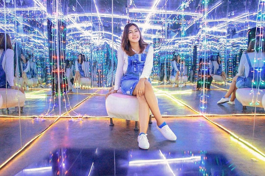 10 Tempat Foto Instagramable di Kota Semarang Yang Bakal Membuat Liburanmu Semakin Berkesan! 4