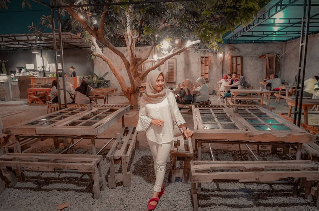 Tempat instagramable di solo kota 2025 makan foto wisata nongkrong yang ngopi spot yg