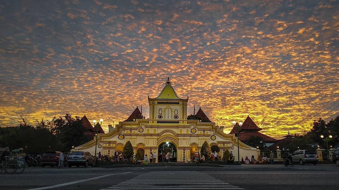 10 Daftar Pilihan Masjid Terindah di Negara Indonesia Yang Bikin Nyaman Saat Beribadah 5