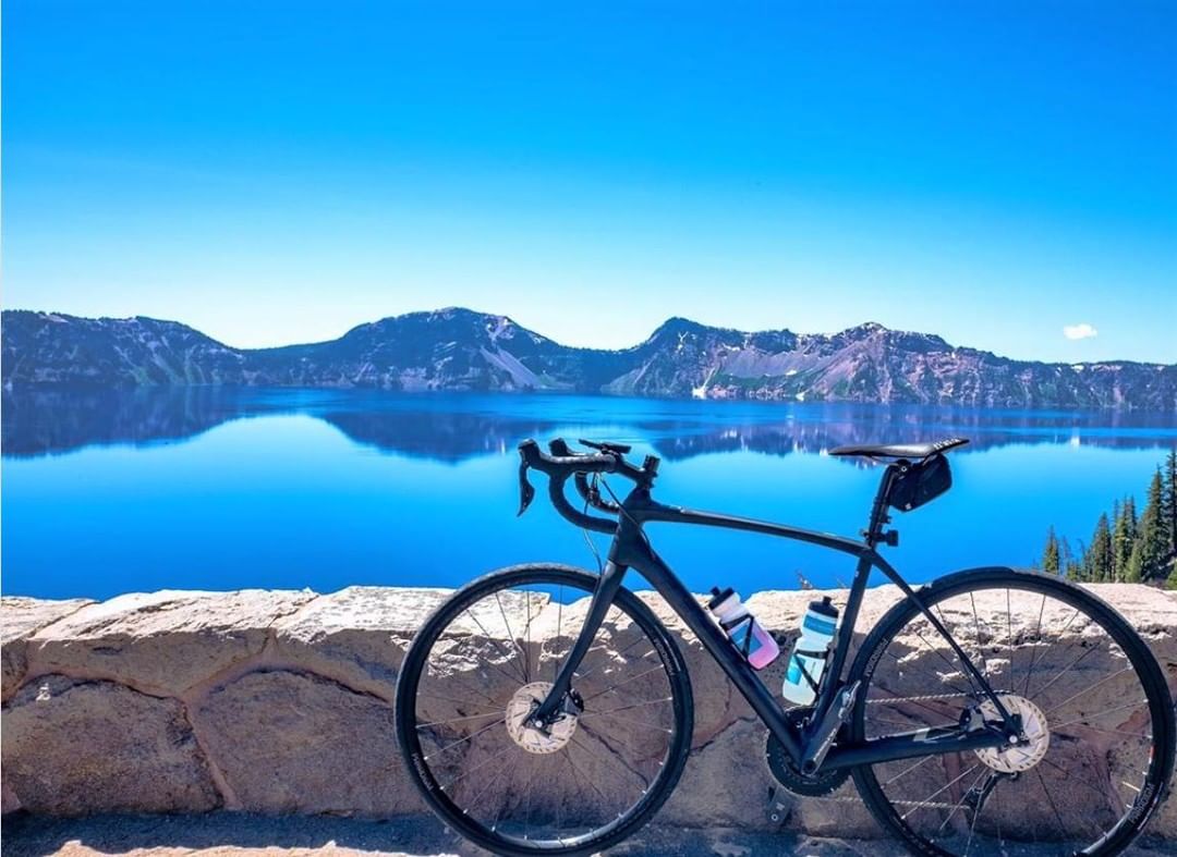 10 Daftar Pilihan Danau Bak Surga Tersembunyi di Dunia, Indonesia Juga Punya Lho! 5