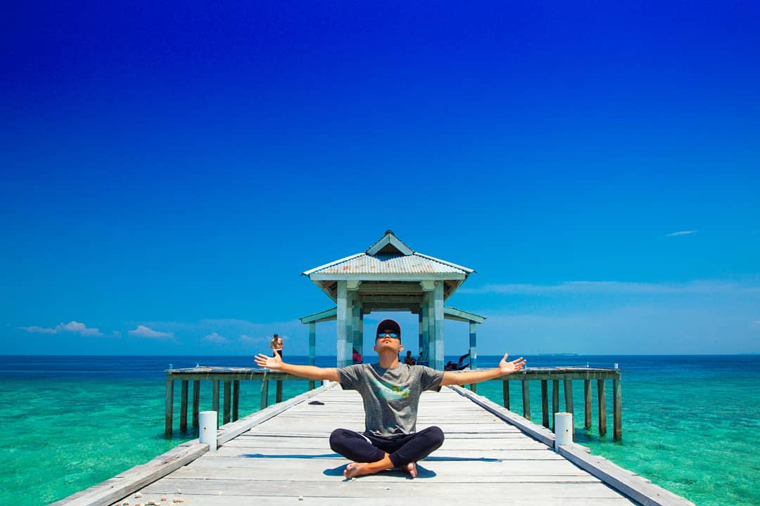 10 Rekomendasi Pulau Terindah di Negara Indonesia Yang Keindahannya Bagaikan Surga, Wajib Kalian Kunjungi! 8