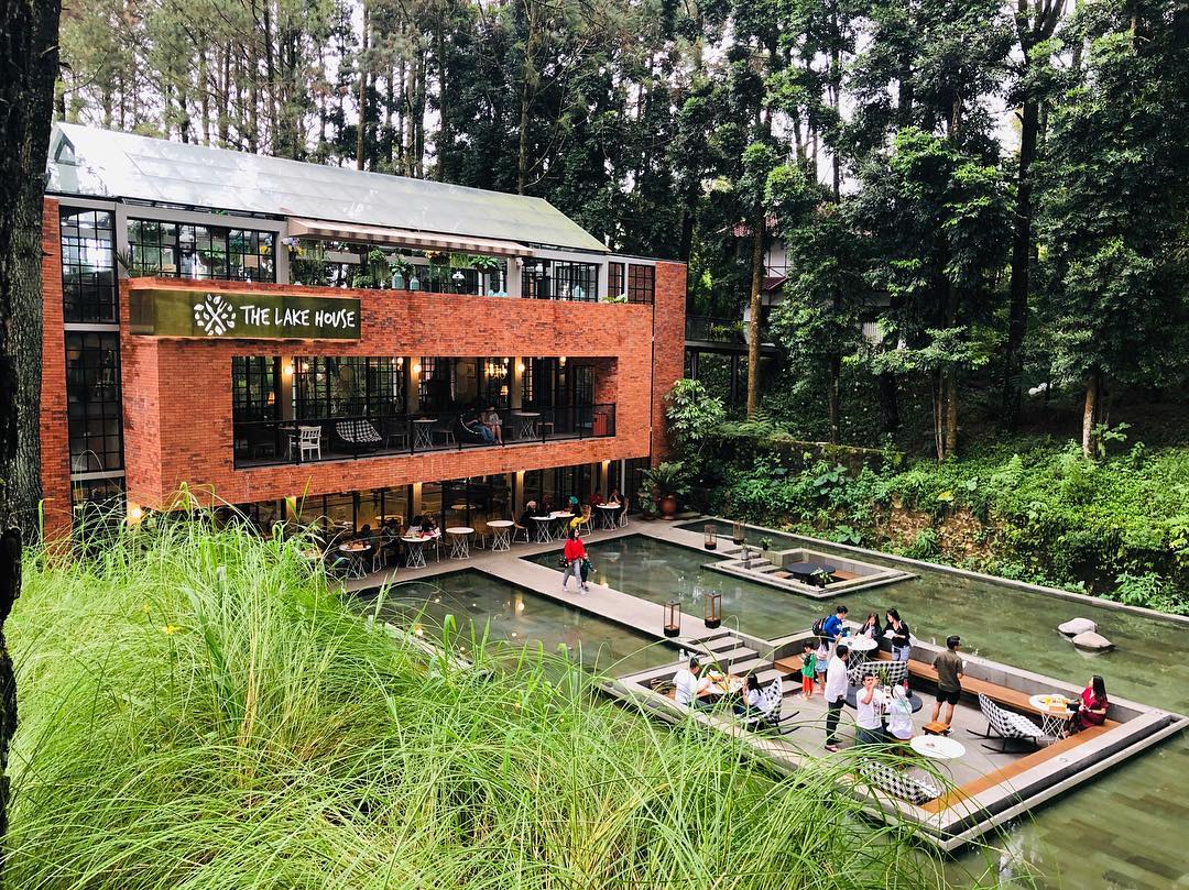 10 Referensi Tempat Makan Instagramable di Daerah Bogor, Bisa Nongkrong Sambil Hunting Foto! 1 10 Referensi Tempat Makan Instagramable di Daerah Bogor, Bisa Nongkrong Sambil Hunting Foto! 1