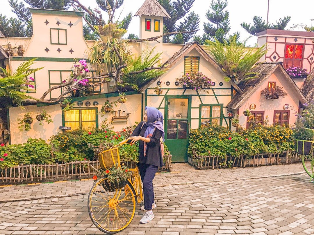 10 Daftar Pilihan Tempat Main di Daerah Bandung Yang Instagramable Ini Cocok Untuk Mempercantik Feedsmu 5