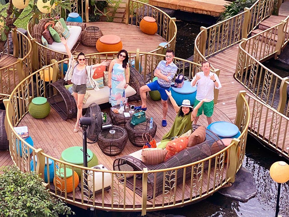 10 Daftar Pilihan Tempat Makan Instagramable di Daerah Jakarta Yang Bikin Betah, Wajib Kalian Kunjungi! 6 10 Daftar Pilihan Tempat Makan Instagramable di Daerah Jakarta Yang Bikin Betah, Wajib Kalian Kunjungi! 6