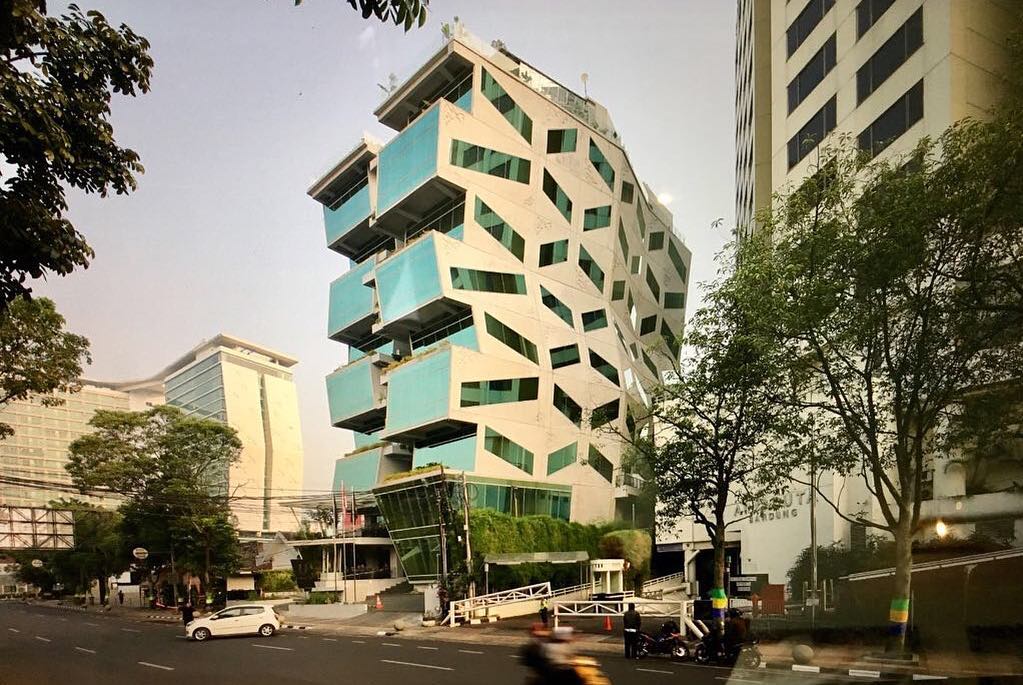 10 Tempat Instagramable di Bandung Yang Terbaru dan Murah Untuk Menemani Akhir Pekanmu! 7