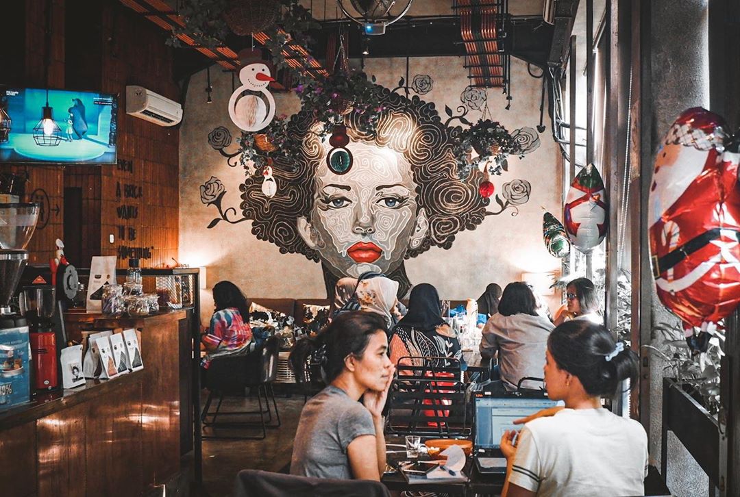 10 Daftar Pilihan Tempat Makan Instagramable di Daerah Jakarta Yang Bikin Betah, Wajib Kalian Kunjungi! 8 10 Daftar Pilihan Tempat Makan Instagramable di Daerah Jakarta Yang Bikin Betah, Wajib Kalian Kunjungi! 8