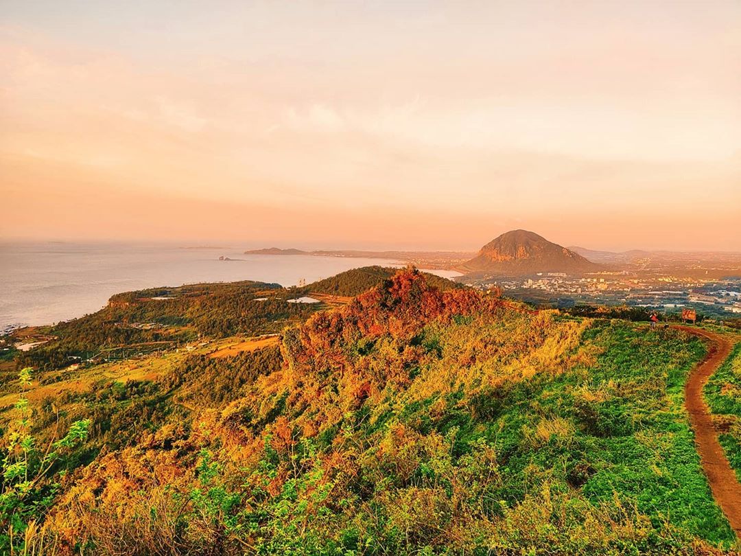 10 Rekomendasi Tempat Romantis Korea Selatan Dengan Pemandangan Yang Indah Serasa di Film-Film! 1 10 Rekomendasi Tempat Romantis Korea Selatan Dengan Pemandangan Yang Indah Serasa di Film-Film! 1