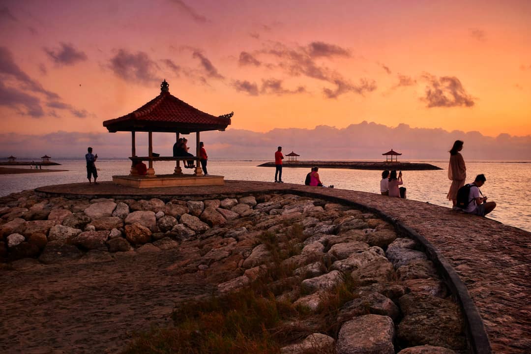 10 Referensi Tempat Romantis di Daerah Denpasar Dengan Nuansa Pantai Yang Indah Cocok Untuk Bulan Madu 1 10 Referensi Tempat Romantis di Daerah Denpasar Dengan Nuansa Pantai Yang Indah Cocok Untuk Bulan Madu 1