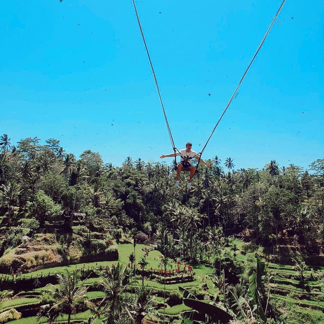 10 Daftar Pilihan Tempat Romantis di Daerah Bali, Cocok Untuk Liburan Bareng Pasangan 2 10 Daftar Pilihan Tempat Romantis di Daerah Bali, Cocok Untuk Liburan Bareng Pasangan 2