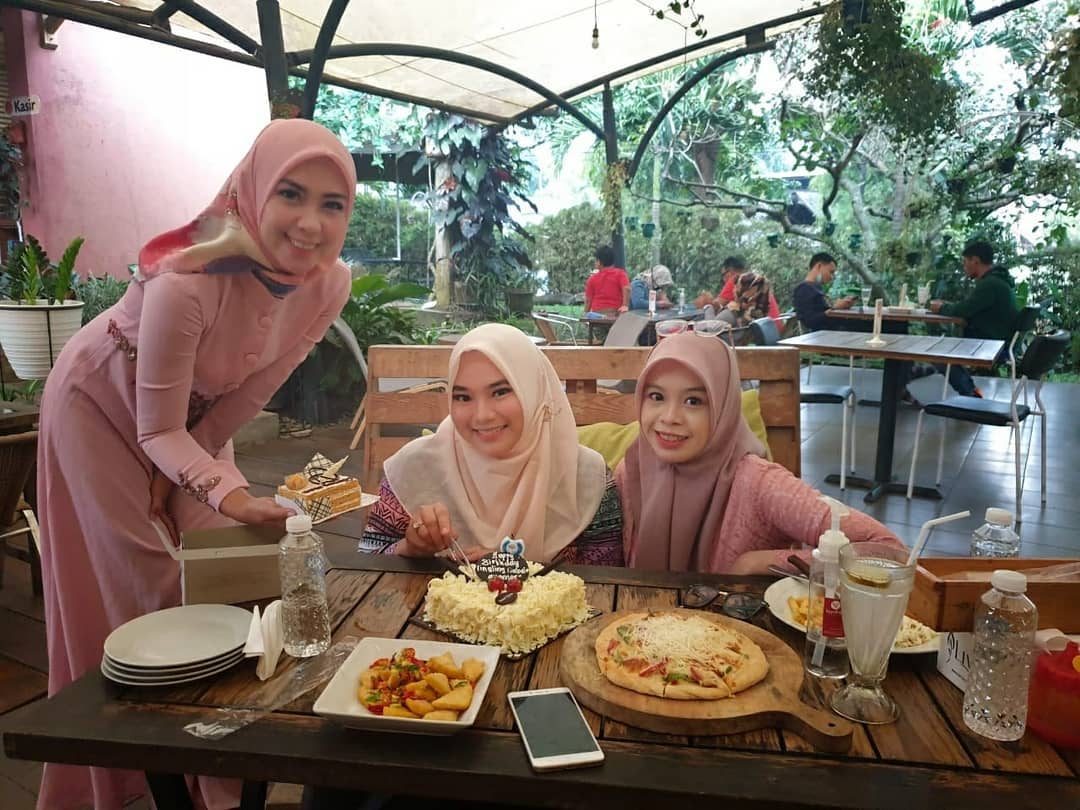 10 Daftar Pilihan Tempat Romantis di Daerah Cimahi, Cocok Untuk Kencan Berdua Bareng Pasangan 2