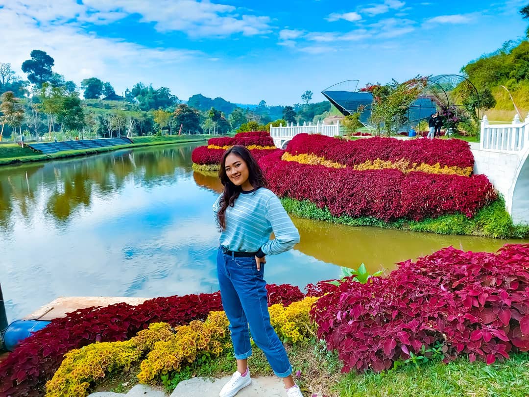10 Daftar Pilihan Tempat Romantis di Daerah Lembang Yang Cocok Untuk Honeymoon Bareng Pasangan 3 10 Daftar Pilihan Tempat Romantis di Daerah Lembang Yang Cocok Untuk Honeymoon Bareng Pasangan 3
